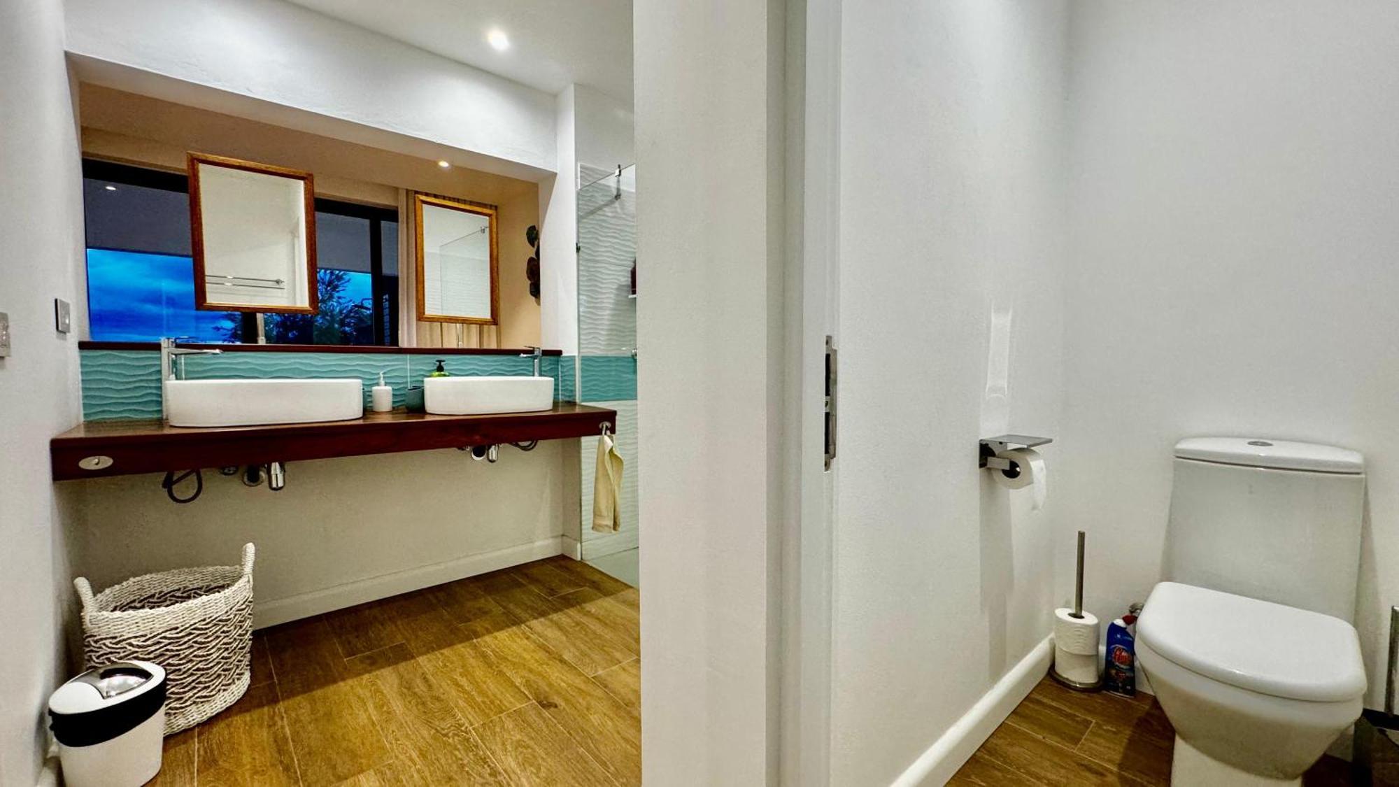 Appartement De Luxe Piscine Et Vue Mer Rivière Noire Exterior foto
