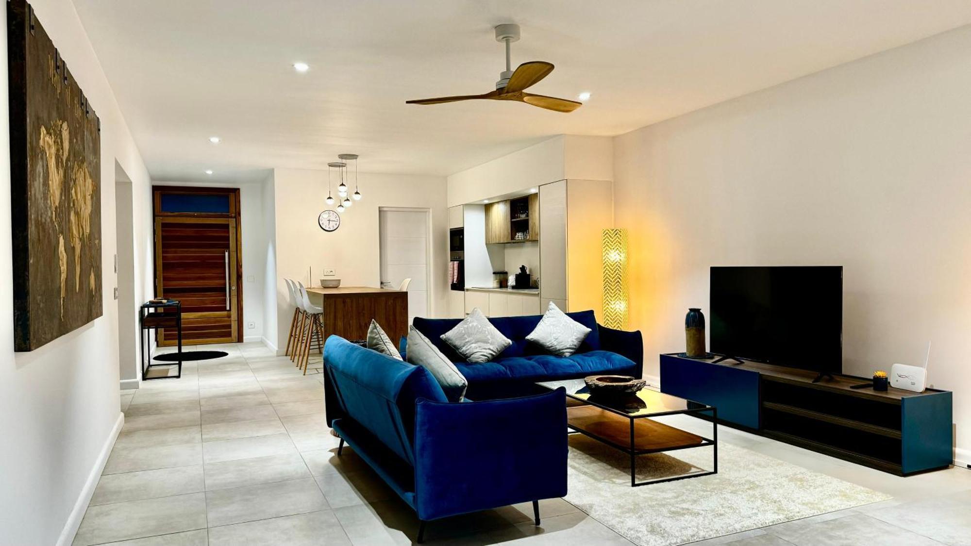 Appartement De Luxe Piscine Et Vue Mer Rivière Noire Exterior foto